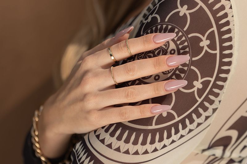 MEGA BASE Nude&BOTTLE GEL Naked Nude - VICTORIA VYNN